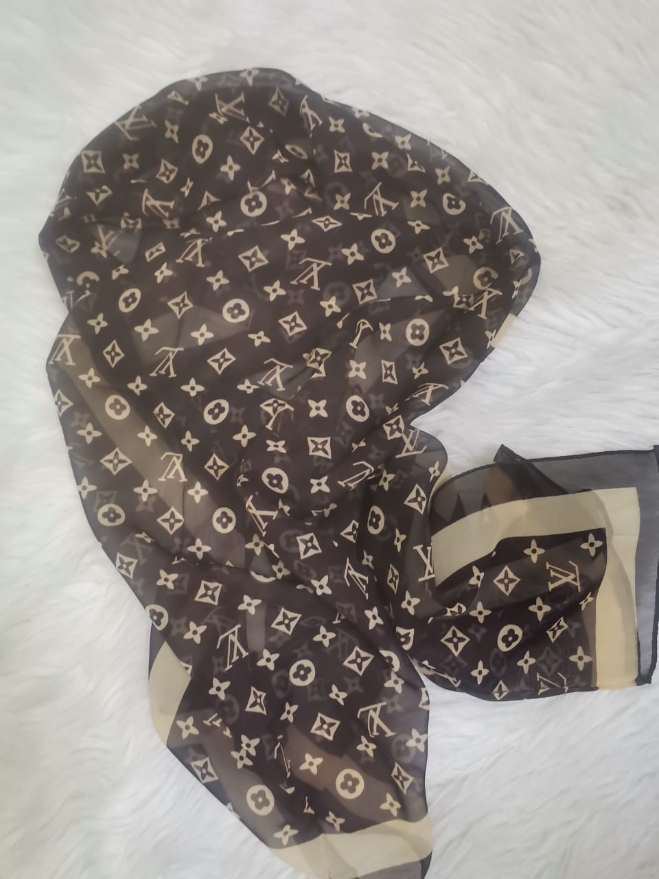 LV Bag - Scarves - Fragrance Deliver SA